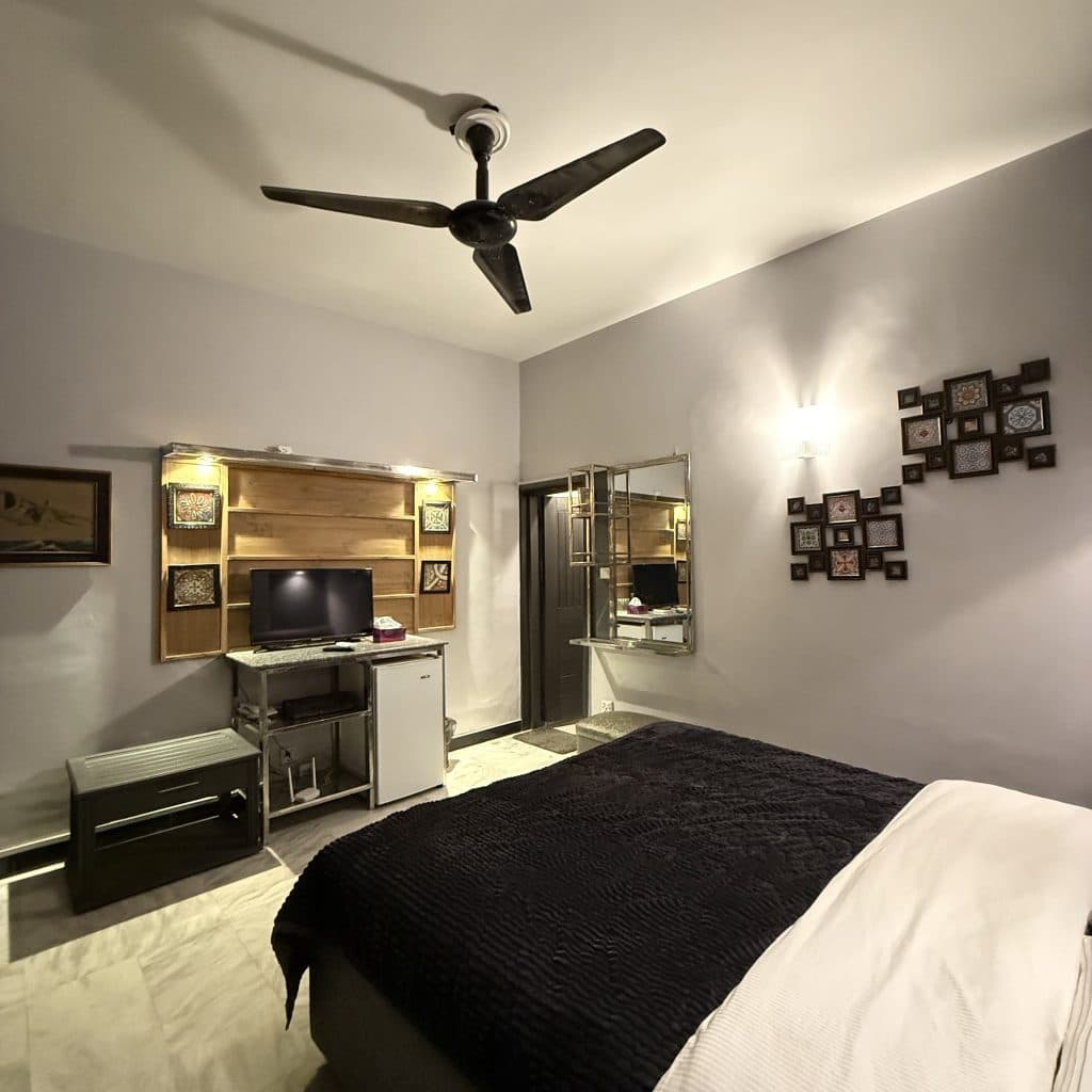 GreenLux Room 6 room gallery