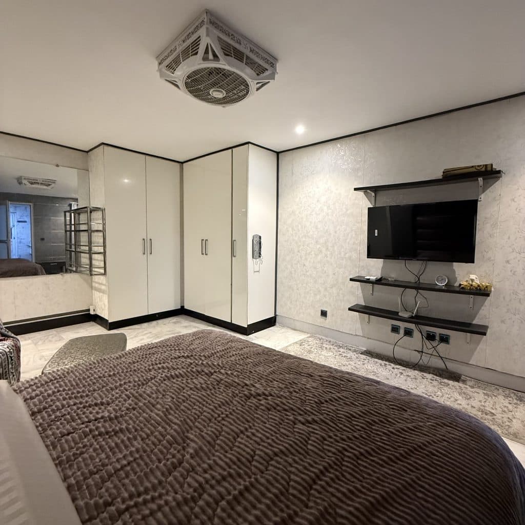 GreenLux Apartment 4 room gallery thumbnail 2