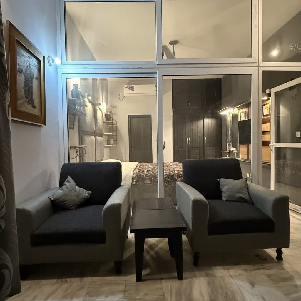 GreenLux Room 9 room gallery thumbnail 4