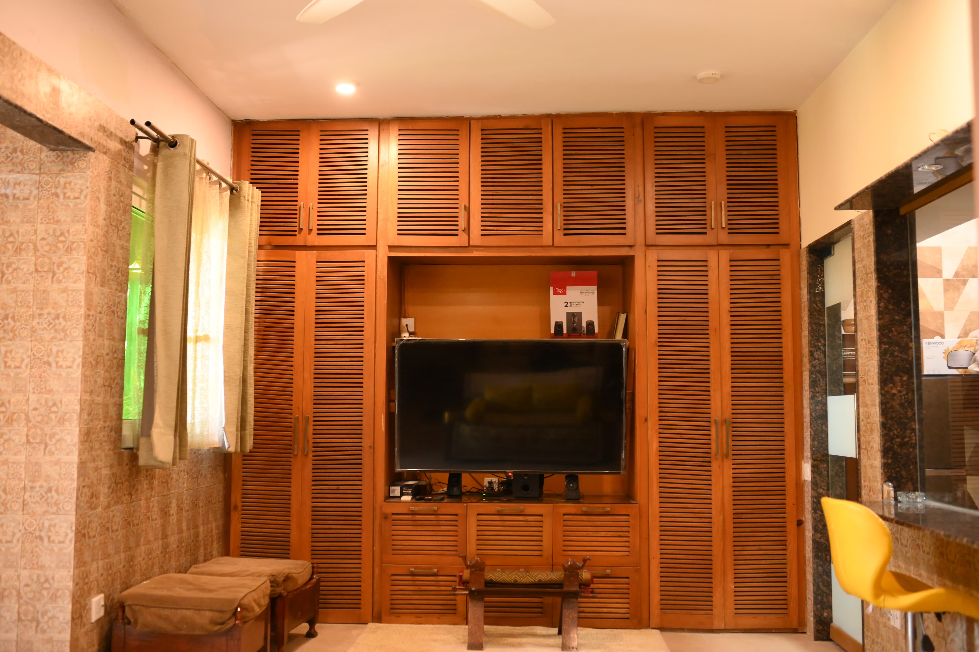 GreenLux Studio 1 room gallery thumbnail 2